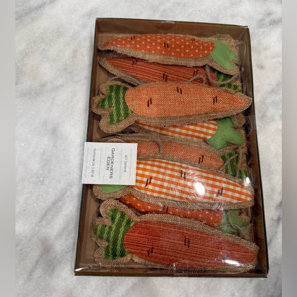 Carrot Shaped Burlap Garland